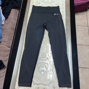 Echt Apparel dark grey leggings